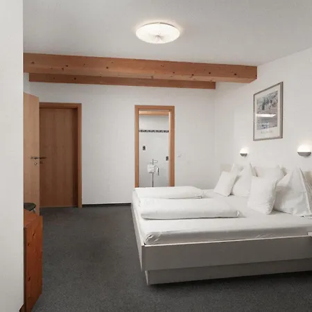 Ferienhaus2-soelden Mit Summercard Lägenhet